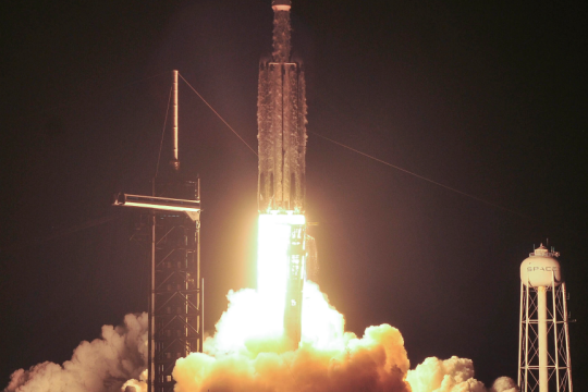 Η εκτόξευση του X-37B μέσω του SpaceX Falcon Heavy